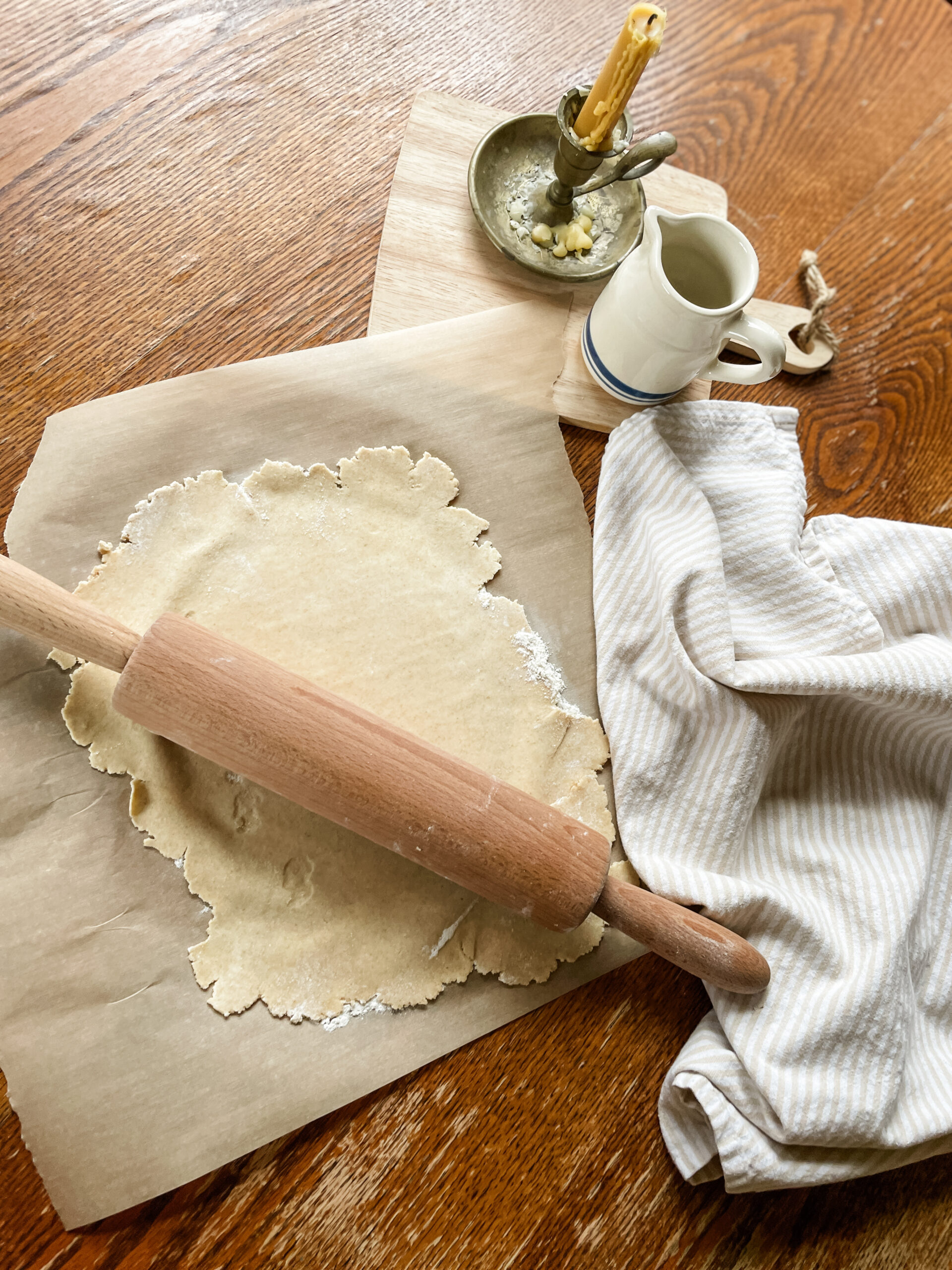 Simple sourdough discard crackers