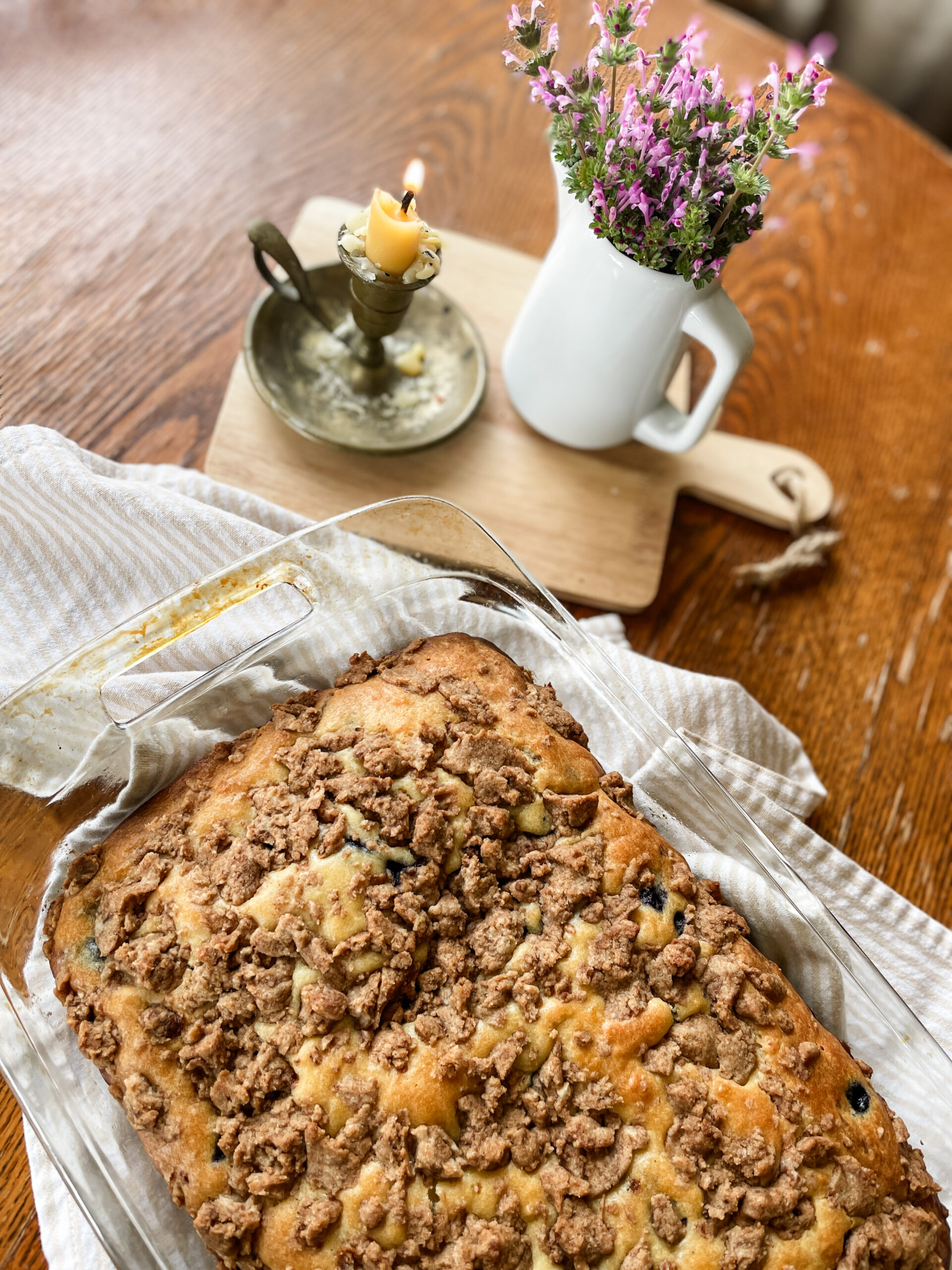the best blueberry crumb coffee cake