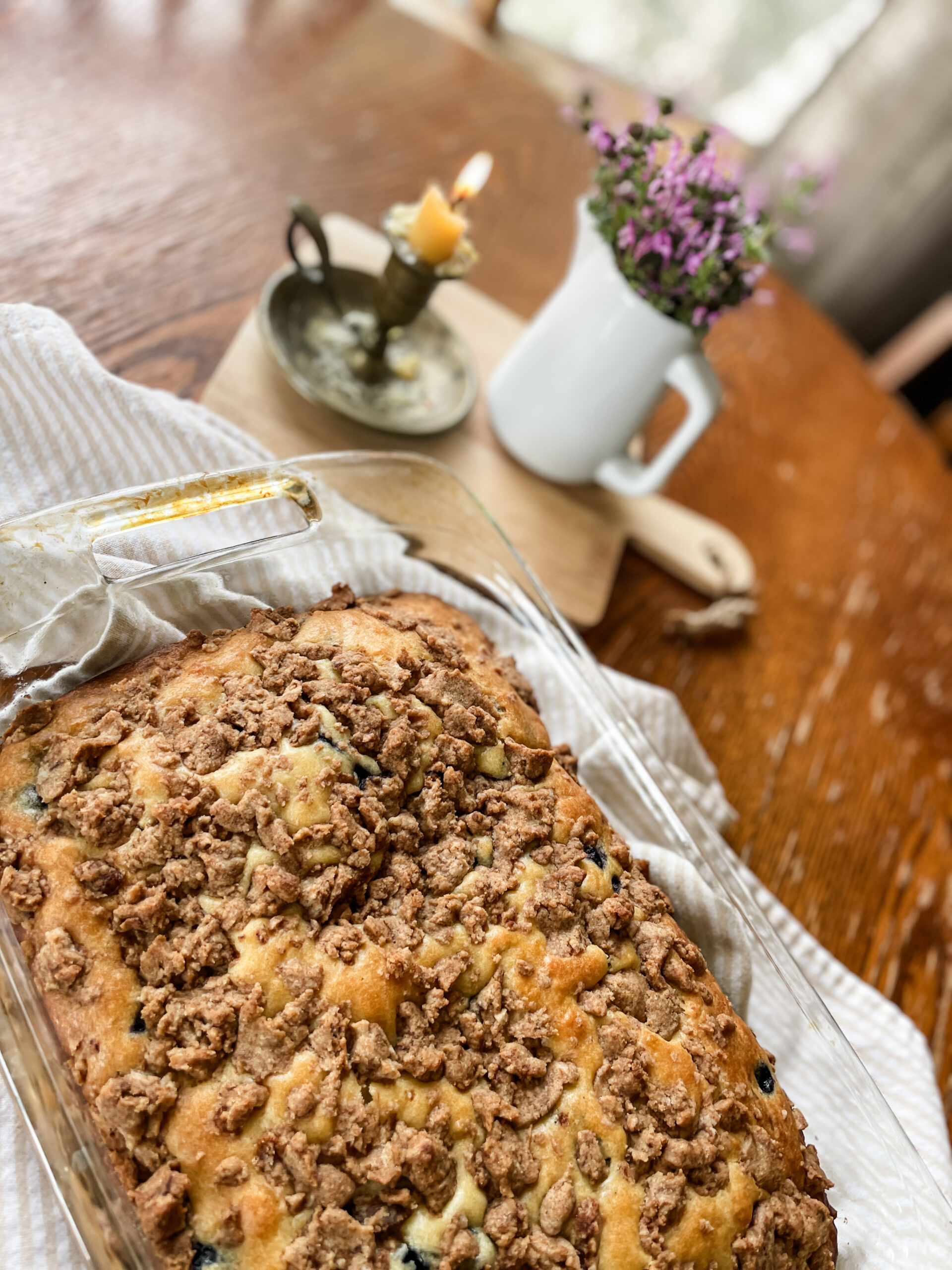 the best blueberry crumb coffee cake